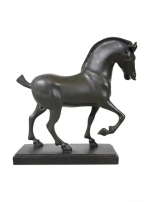 Da Vinci Horse Statue